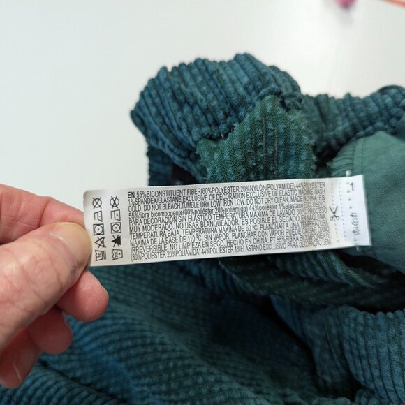 Forever 21 NWT Green Corduroy Pants and Gray Graphic Sweatshirt Size Small - Picture 11 of 16
